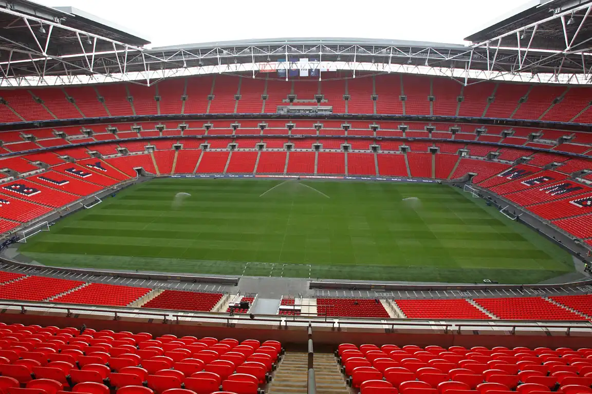 North Stand yläkatsomon näkymä 552