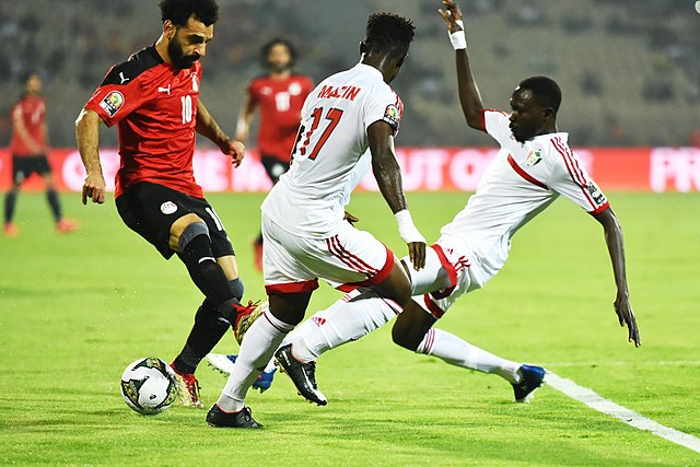 Valioliigan 10 vaikutusvaltaisinta jalkapalloilijaa background image