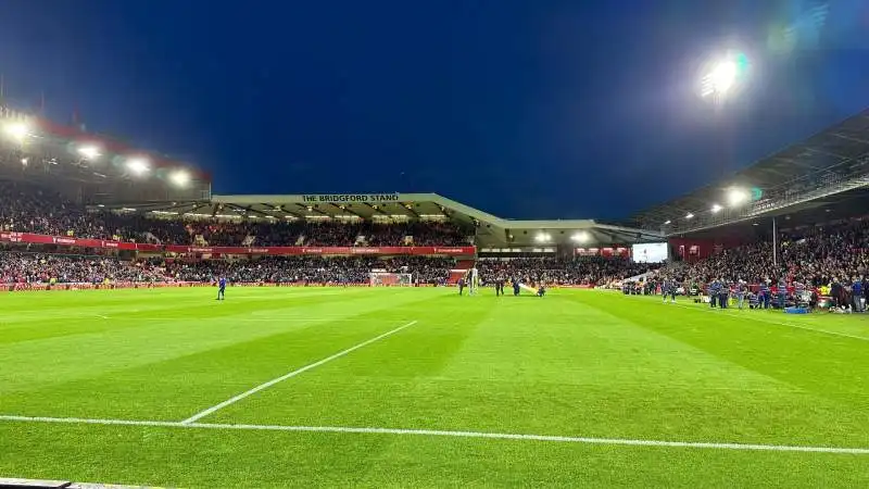 Nottingham Forest jäsenyysopas background image